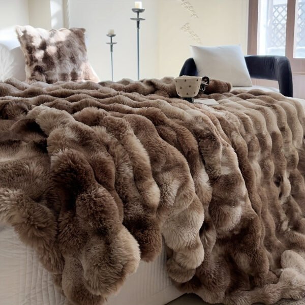 A Synthetic Rabbit Fur Blanket, Featuring Tie Dye Colors And Soft, Warm Bubble Fleece, Suitable For Bedrooms, Guest Rooms, Living Rooms, Student Dorms, Car Sofas, And Travel. This Versatile Blanket Is Perfect For All Seasons.
