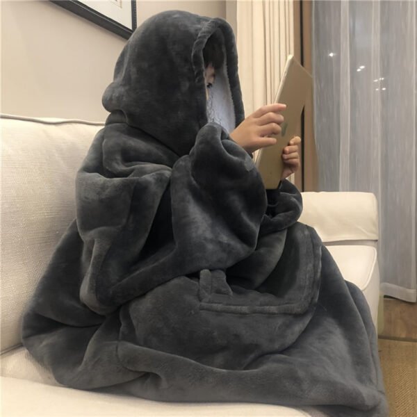 Oversized Hoodie Blanket Wearable Sweatshirt With Ultra Soft, Comfy Snuggle Bedspread For Couch, Bed, Cozy Winter Nights (Machine Washable) Suitable For S &