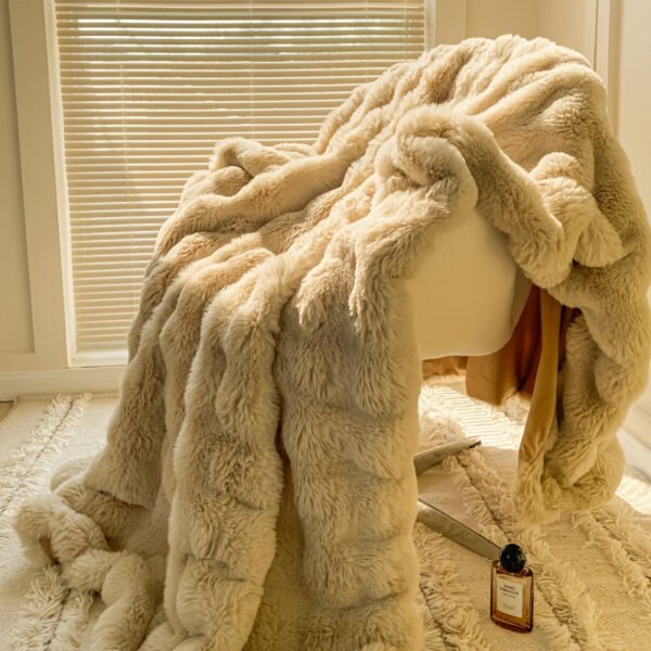 A Solid Color Thick Double Layer Blanket, Suitable For Bed Use, Office, Air Conditioning, Bedding, And Ideal For Travel, Sofa, Bed, And Home Decoration.